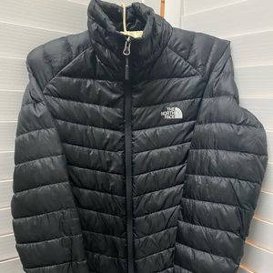 Down Light and Thin BLACK North Face Jacket, Size XS